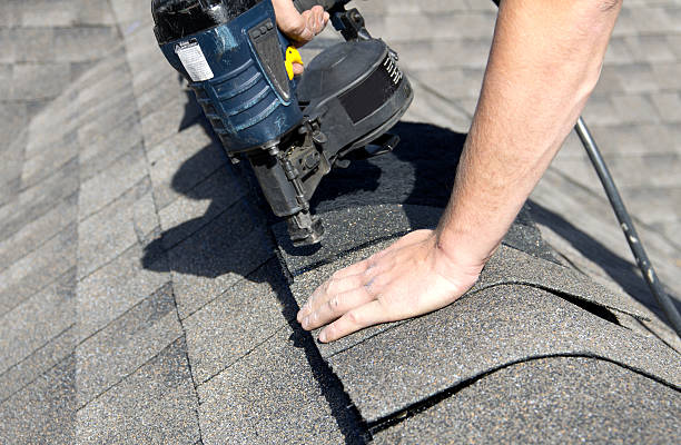 Fast & Reliable Emergency Roof Repairs in Lake Magdalene, FL